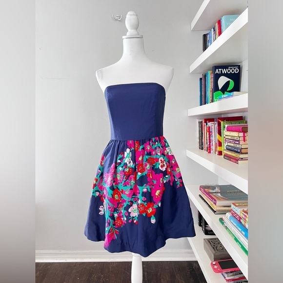 Lilly Pulitzer Lottie Navy Cherry Floral Strapless Dress size 8 - Picture 2 of 13